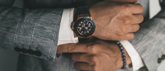 Porter une montre avec style